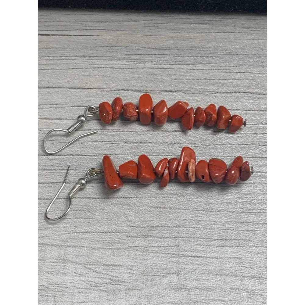 Red Jasper Stone Chip Dangle Earrings Silver Tone Boho Drop 4528
